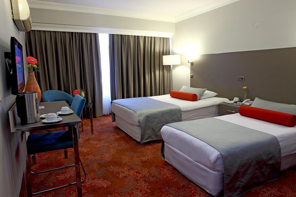 Arma Hotel Manisa Exterior photo